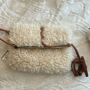 Sherpa purse